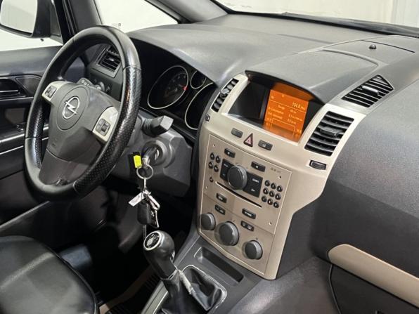 Opel Zafira B с пробегом 2008 года, цена 548 200 рублей, 279033 км, компактвэн, Автокод Объявления