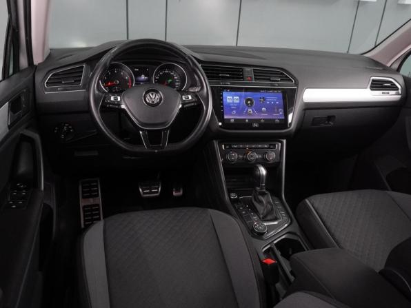 Volkswagen Tiguan II с пробегом 2017 года, цена 2 329 000 рублей, 184377 км, внедорожник, Автокод Объявления