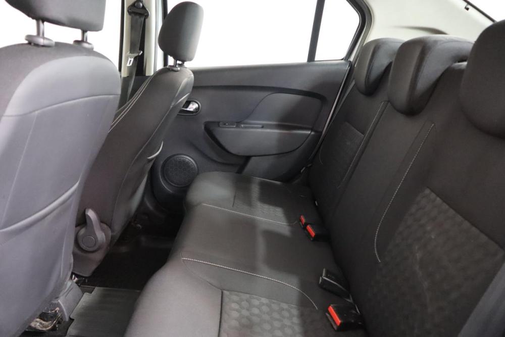 Renault Logan II Санкт-Петербург  - изображение 12