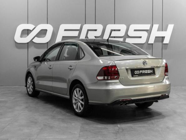 Volkswagen Polo V Рестайлинг с пробегом 2016 года, цена 1 299 000 рублей, 108395 км, седан, Автокод Объявления