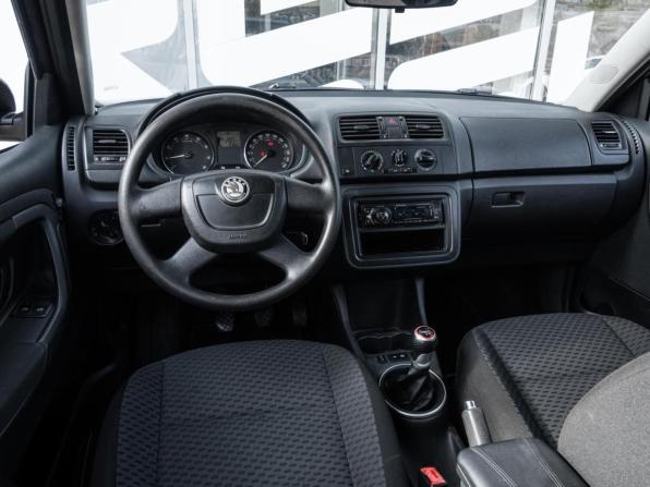 Skoda Fabia II Рестайлинг с пробегом 2010 года, цена 420 000 рублей, 275637 км, хэтчбек, Автокод Объявления