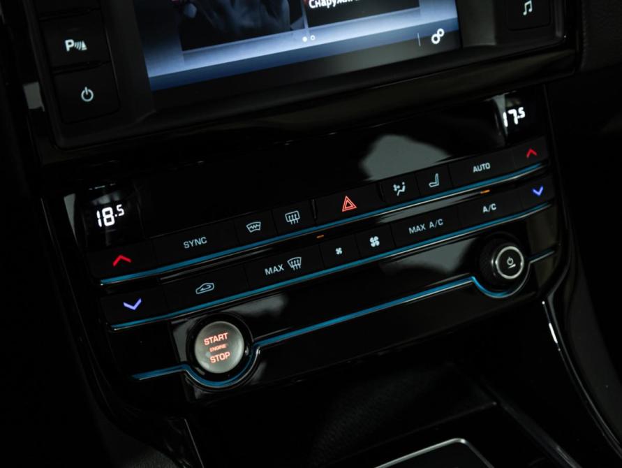 Jaguar XE I Санкт-Петербург  - изображение 20