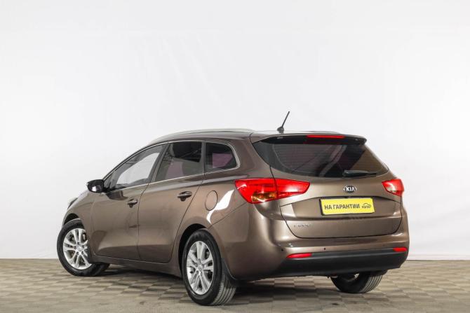 Kia Ceed II с пробегом 2014 года, цена 1 179 000 рублей, 220000 км, универсал, Автокод Объявления