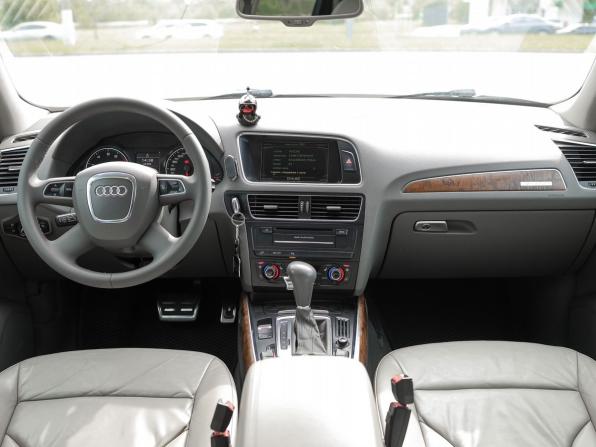 Audi Q5 I (8R) с пробегом 2009 года, цена 1 099 000 рублей, 162151 км, внедорожник, Автокод Объявления