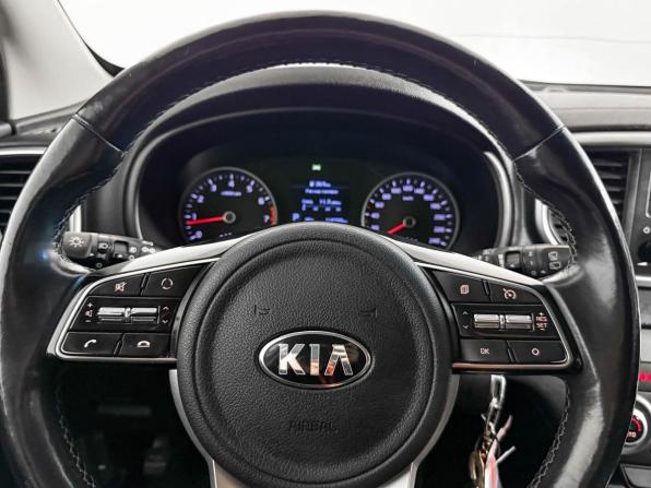 Kia Sportage IV Рестайлинг с пробегом 2018 года, цена 1 897 900 рублей, 114800 км, внедорожник, Автокод Объявления