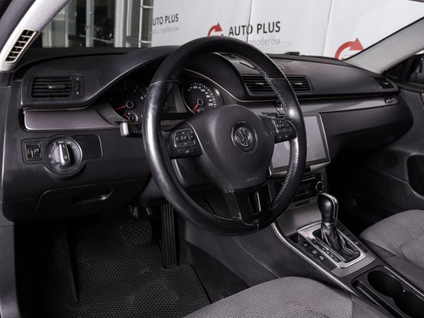 Volkswagen Passat B7 с пробегом 2011 года, цена 999 000 рублей, 278000 км, седан, Автокод Объявления