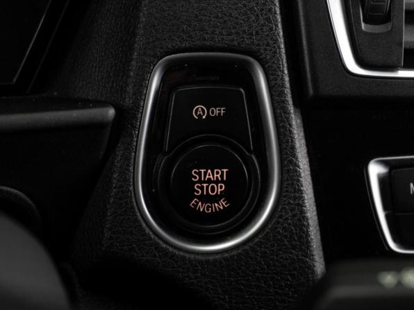 BMW 1 серии II (F20/F21) Рестайлинг 2 с пробегом 2017 года, цена 2 089 000 рублей, 89448 км, хэтчбек, Автокод Объявления