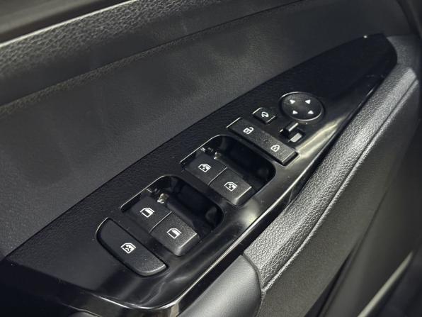 Kia Sportage V с пробегом 2024 года, цена 3 590 000 рублей, 27450 км, внедорожник, Автокод Объявления