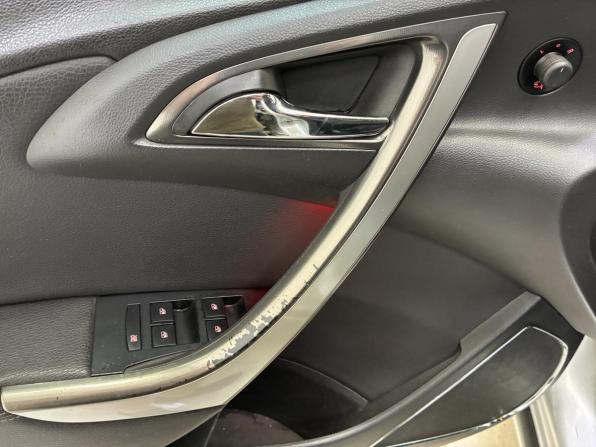 Opel Astra J с пробегом 2012 года, цена 460 000 рублей, 252000 км, хэтчбек, Автокод Объявления
