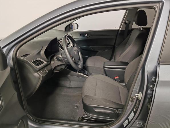 Hyundai Solaris II Рестайлинг с пробегом 2020 года, цена 1 535 000 рублей, 122113 км, седан, Автокод Объявления