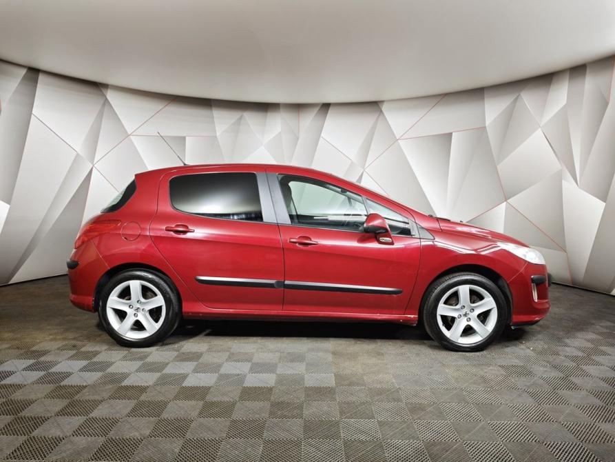 Peugeot 308 I Москва  - изображение 6