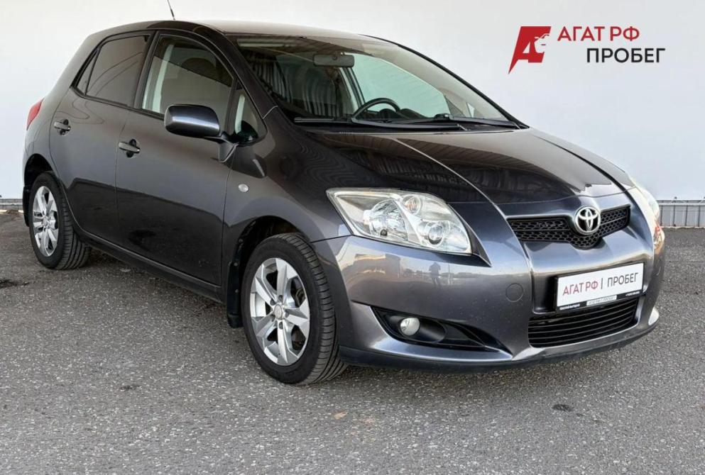Toyota Auris I Киров  - изображение 3