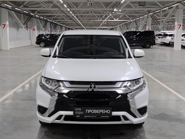 Mitsubishi Outlander III Рестайлинг 3 с пробегом 2022 года, цена 2 580 000 рублей, 69002 км, внедорожник, Автокод Объявления