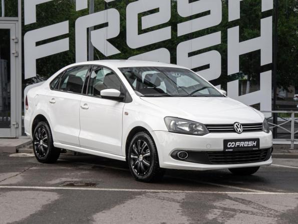 Volkswagen Polo V с пробегом 2012 года, цена 795 000 рублей, 117945 км, седан, Автокод Объявления