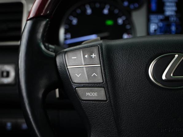 Lexus LX III Рестайлинг с пробегом 2012 года, цена 3 849 050 рублей, 286262 км, внедорожник, Автокод Объявления