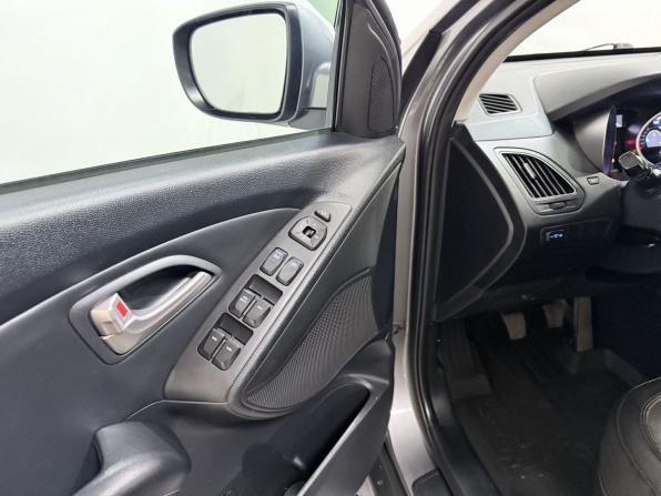 Hyundai ix35 I Рестайлинг с пробегом 2013 года, цена 1 250 000 рублей, 152212 км, внедорожник, Автокод Объявления