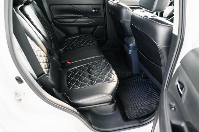 Mitsubishi Outlander III Рестайлинг 3 с пробегом 2022 года, цена 2 650 000 рублей, 19400 км, внедорожник, Автокод Объявления