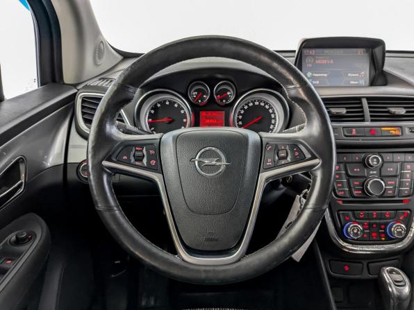 Opel Mokka I с пробегом 2014 года, цена 1 240 000 рублей, 133200 км, внедорожник, Автокод Объявления