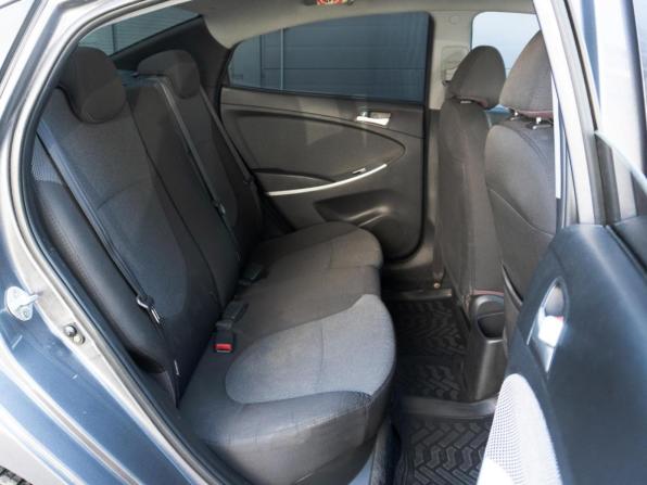 Hyundai Solaris I с пробегом 2013 года, цена 899 000 рублей, 195858 км, седан, Автокод Объявления