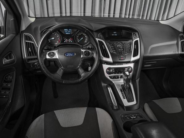 Ford Focus III с пробегом 2013 года, цена 829 000 рублей, 180623 км, хэтчбек, Автокод Объявления