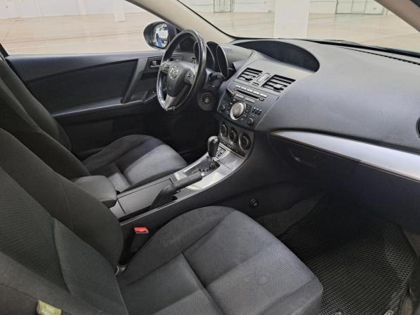 Mazda 3 II (BL) с пробегом 2011 года, цена 805 000 рублей, 196130 км, седан, Автокод Объявления