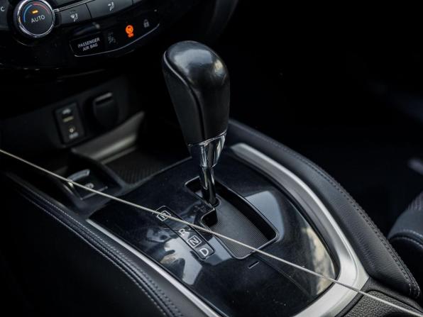 Nissan Qashqai II с пробегом 2014 года, цена 1 200 000 рублей, 179263 км, внедорожник, Автокод Объявления