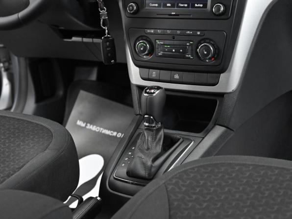 Skoda Yeti I с пробегом 2013 года, цена 849 000 рублей, 109000 км, внедорожник, Автокод Объявления