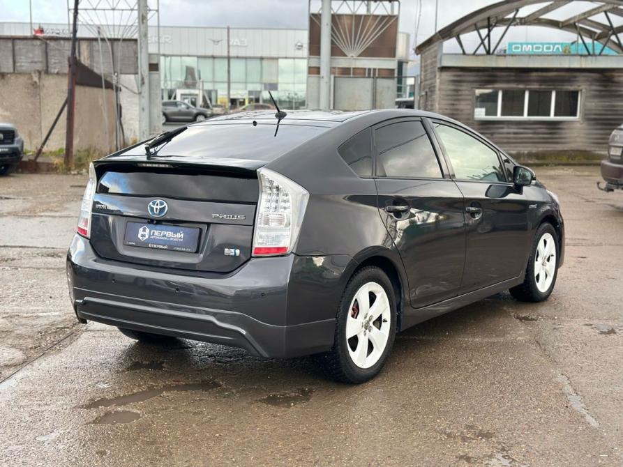 Toyota Prius III (XW30) Пермь  - изображение 6
