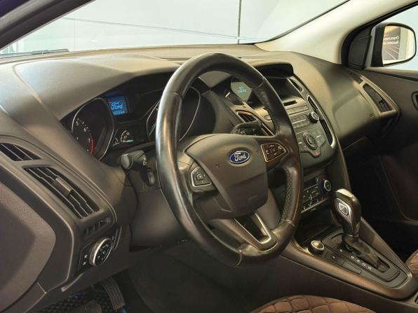 Ford Focus III Рестайлинг с пробегом 2016 года, цена 1 097 000 рублей, 142333 км, хэтчбек, Автокод Объявления