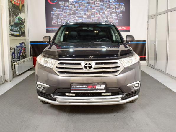 Toyota Highlander II (XU40) Рестайлинг с пробегом 2011 года, цена 1 933 999 рублей, 194041 км, внедорожник, Автокод Объявления