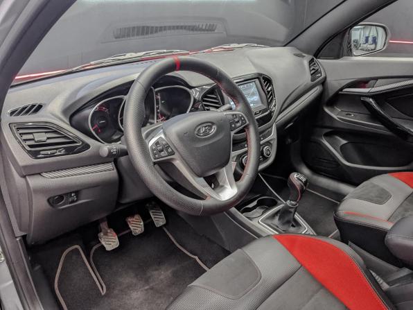 Lada (ВАЗ) Vesta I с пробегом 2019 года, цена 1 370 000 рублей, 17958 км, седан, Автокод Объявления