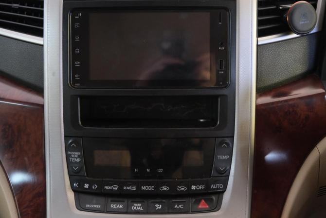 Toyota Alphard I с пробегом 2009 года, цена 2 399 000 рублей, 226000 км, минивэн, Автокод Объявления