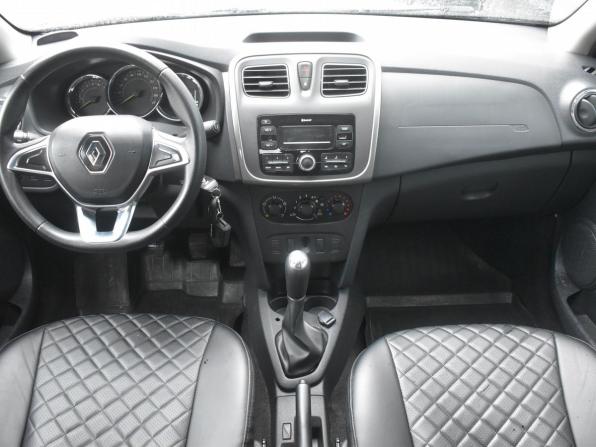 Renault Logan II Рестайлинг с пробегом 2019 года, цена 967 000 рублей, 102322 км, седан, Автокод Объявления