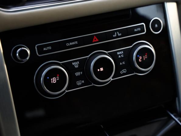Land Rover Range Rover IV с пробегом 2016 года, цена 4 508 460 рублей, 112593 км, внедорожник, Автокод Объявления