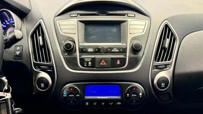 Hyundai ix35 I Рестайлинг с пробегом 2014 года, цена 1 150 000 рублей, 185918 км, внедорожник, Автокод Объявления