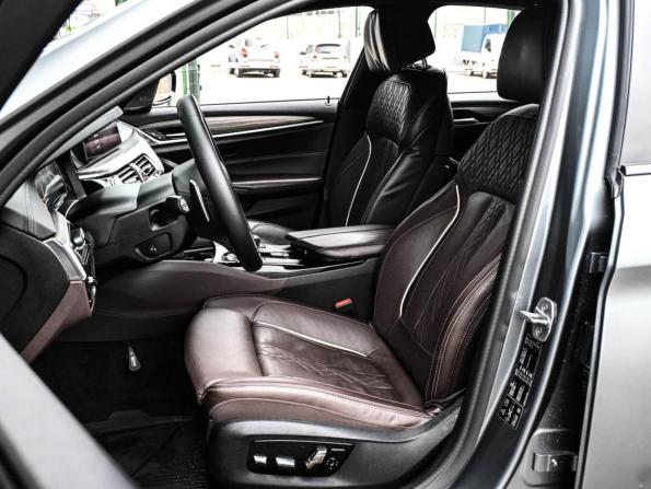 BMW 5 серии VII (G30/G31/G38) с пробегом 2018 года, цена 4 349 000 рублей, 137366 км, седан, Автокод Объявления