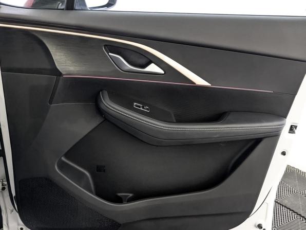 Omoda C5 I Рестайлинг с пробегом 2024 года, цена 2 040 000 рублей, 33931 км, внедорожник, Автокод Объявления