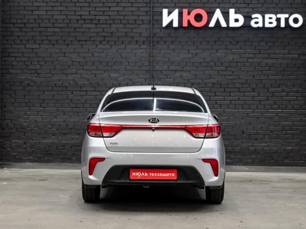 Kia Rio IV с пробегом 2018 года, цена 1 300 000 рублей, 124270 км, седан, Автокод Объявления