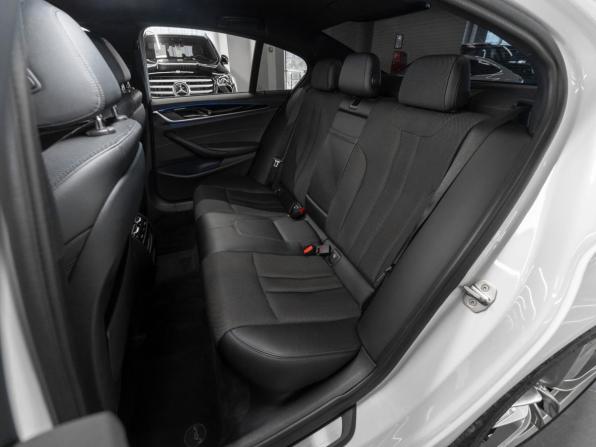 BMW 5 серии VII (G30/G31/G38) с пробегом 2018 года, цена 3 199 000 рублей, 135955 км, седан, Автокод Объявления