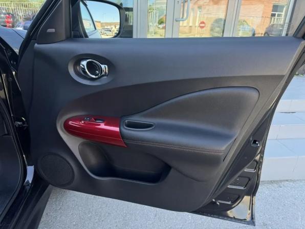 Nissan Juke I Рестайлинг с пробегом 2017 года, цена 1 575 000 рублей, 140209 км, внедорожник, Автокод Объявления