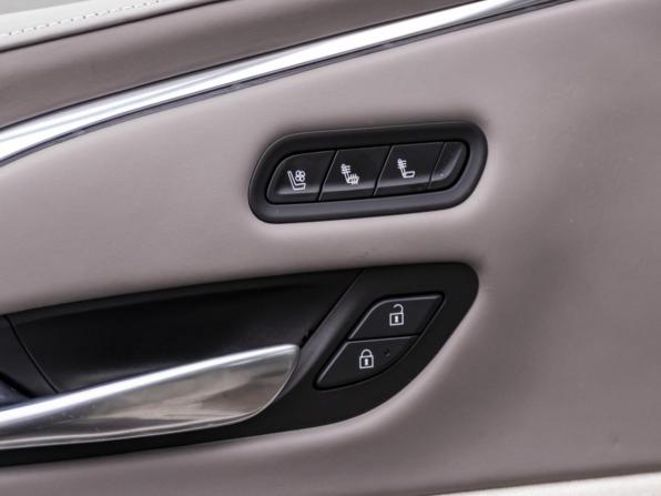 Cadillac Escalade V с пробегом 2021 года, цена 7 749 000 рублей, 123906 км, внедорожник, Автокод Объявления