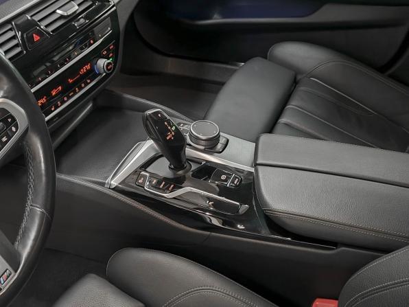 BMW 5 серии VII (G30/G31/G38) Рестайлинг с пробегом 2021 года, цена 5 731 000 рублей, 41000 км, седан, Автокод Объявления