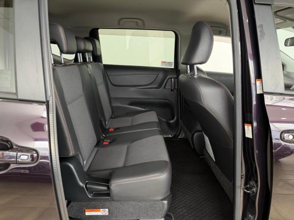 Toyota Sienta II с пробегом 2017 года, цена 1 550 000 рублей, 107000 км, минивэн, Автокод Объявления