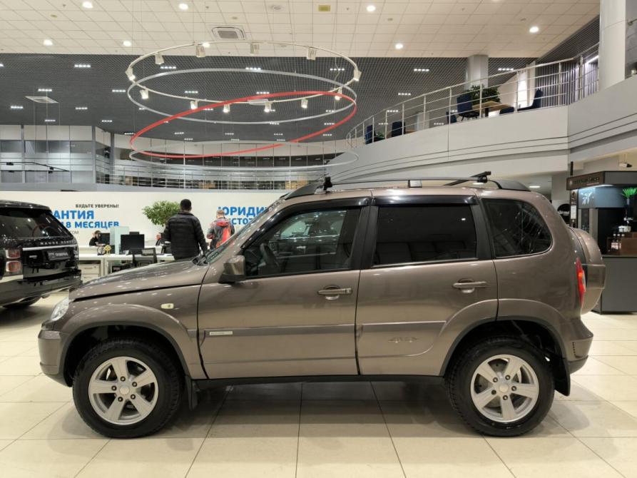 Chevrolet Niva I Рестайлинг Казань  - изображение 10