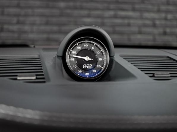 Porsche 911 VIII (992) с пробегом 2021 года, цена 19 500 000 рублей, 5405 км, тарга, Автокод Объявления
