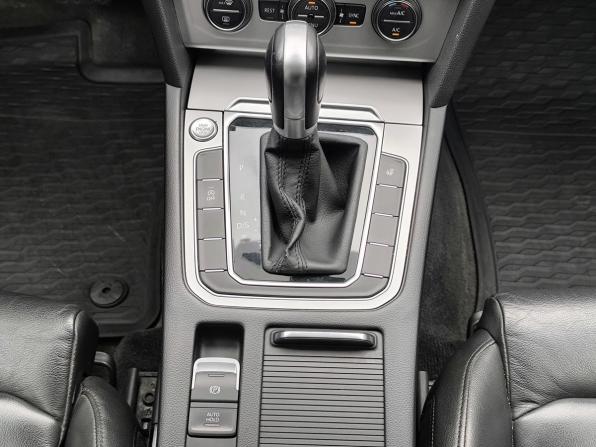 Volkswagen Passat B8 с пробегом 2017 года, цена 1 749 000 рублей, 134131 км, седан, Автокод Объявления