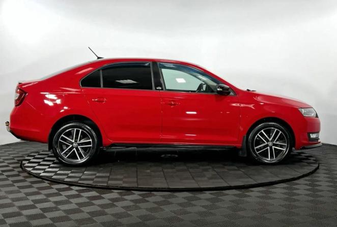 Skoda Rapid I с пробегом 2017 года, цена 1 230 000 рублей, 79931 км, лифтбек, Автокод Объявления
