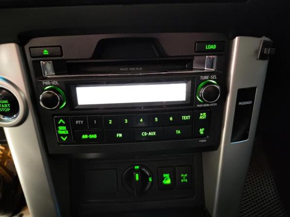 Toyota Land Cruiser Prado 150 Series с пробегом 2011 года, цена 2 400 000 рублей, 221867 км, внедорожник, Автокод Объявления