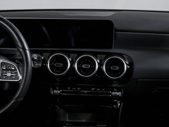 Mercedes-Benz A-Класс IV (W177) с пробегом 2019 года, цена 2 490 000 рублей, 25638 км, хэтчбек, Автокод Объявления