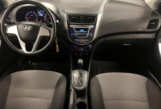Hyundai Solaris I с пробегом 2014 года, цена 950 000 рублей, 69500 км, седан, Автокод Объявления